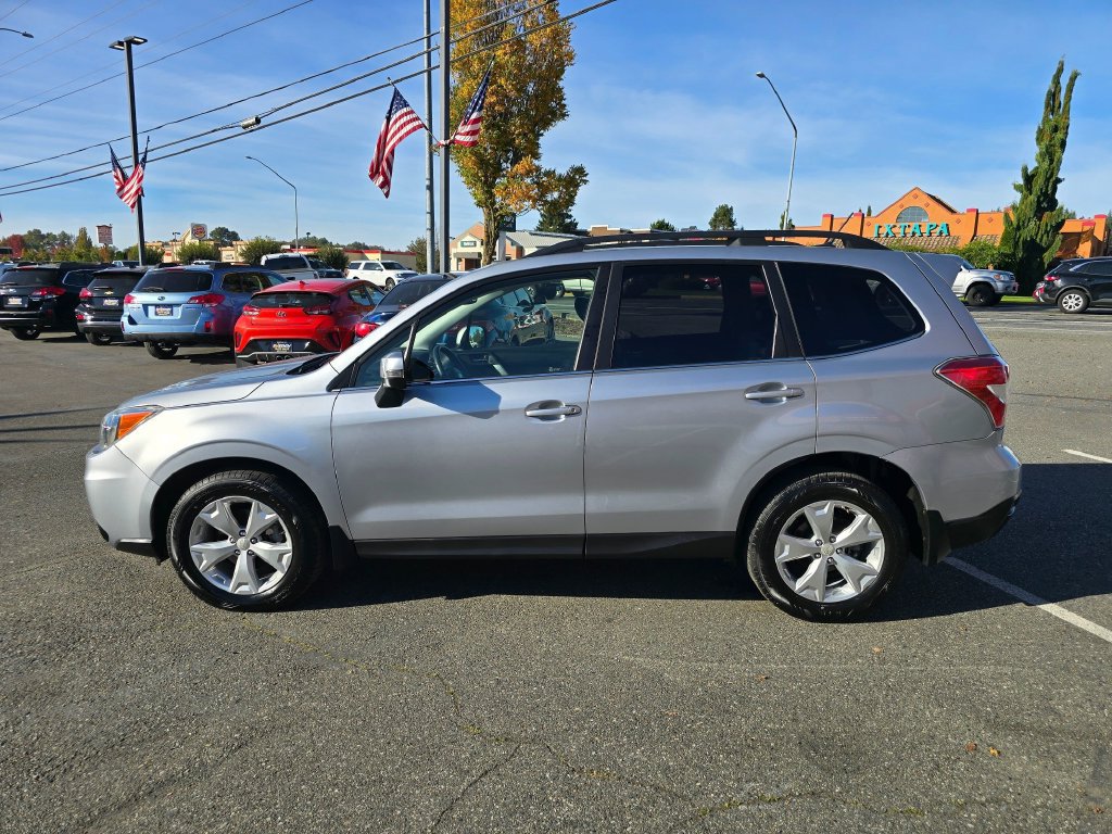 Used 2014 Subaru Forester 2.5i Touring AWD/4WD image 4