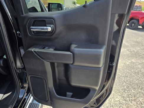 Used 2020 Chevrolet Silverado 1500 Custom w/ Custom Value Package RWD image 14