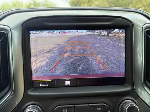 Used 2019 Chevrolet Silverado 1500 LT w/ Texas Edition AWD/4WD image 15