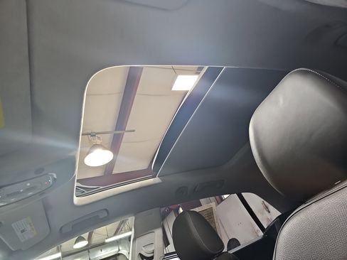 Used 2021 Audi Q8 Prestige image 30