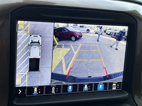 Used 2023 Chevrolet Silverado 2500 High Country w/ Z71 Off-Road Package image 42