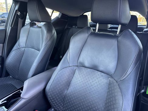 Used 2021 Toyota C-HR Limited image 20