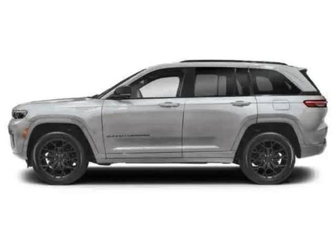 New 2026 Jeep Grand Cherokee Limited AWD/4WD image 4