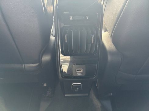 Used 2025 Jeep Compass Limited AWD/4WD image 19