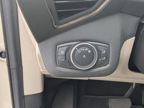 Certified 2018 Ford Escape Titanium w/ Ford Safe & Smart Package FWD image 12