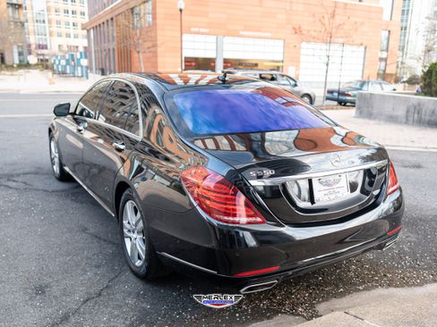 Used 2017 Mercedes-Benz S 550 Sedan image 5