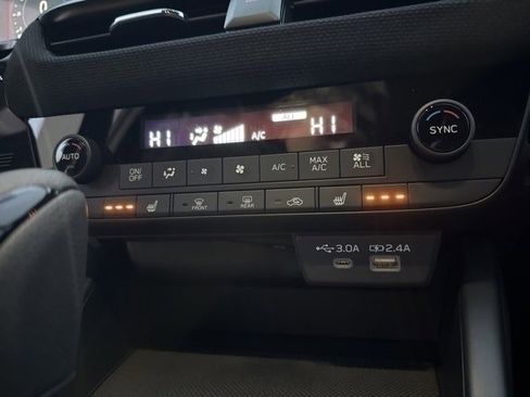 New 2026 Subaru Outback Premium image 22