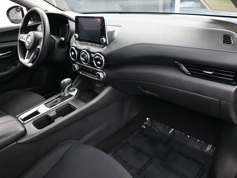 Used 2023 Nissan Sentra SV image 43