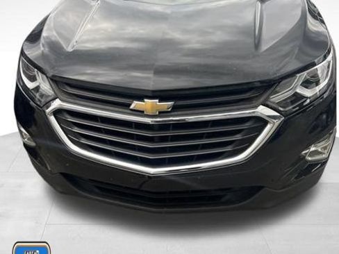 Used 2019 Chevrolet Equinox LT FWD image 1