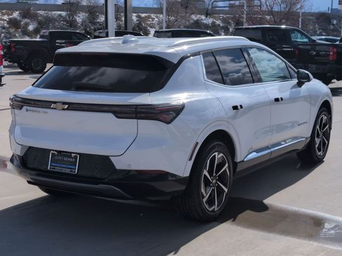 Used 2024 Chevrolet Equinox EV LT w/ LPO, All-Weather Mat Package image 6