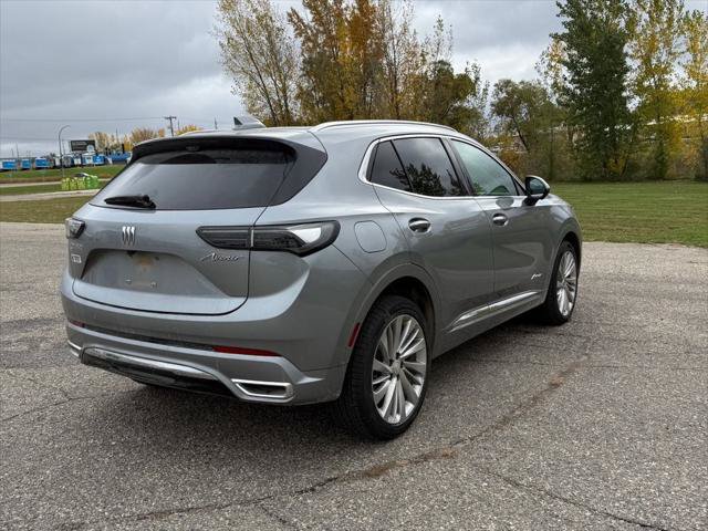 Used 2025 Buick Envision Avenir AWD/4WD image 3