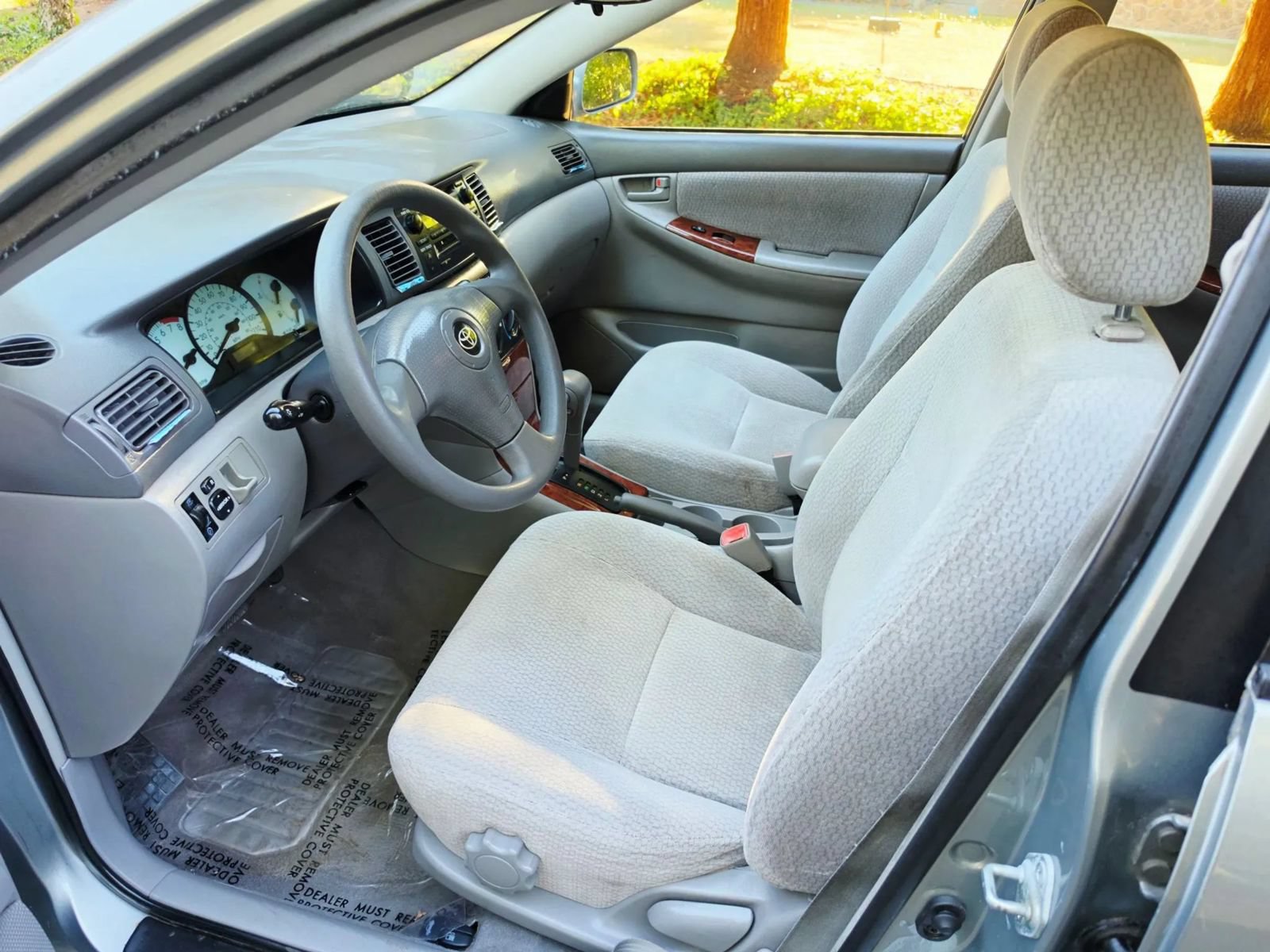 Used 2004 Toyota Corolla LE w/ All Weather Guard Pkg FWD image 9