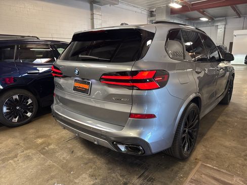 Used 2024 BMW X5 xDrive40i w/ M Sport Package image 18
