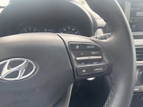 Used 2021 Hyundai Kona SEL AWD/4WD image 16