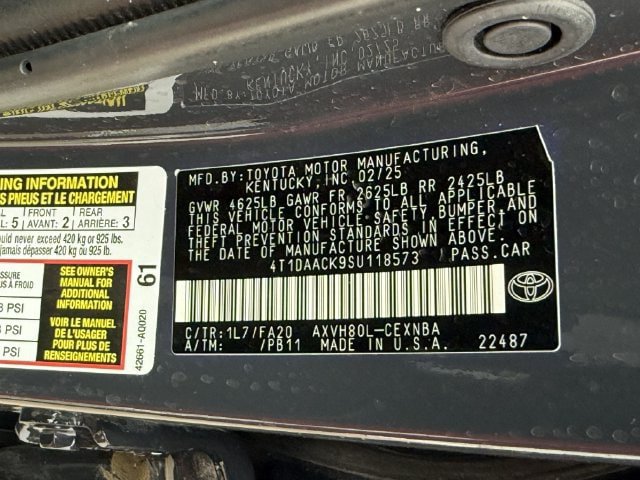 Used 2025 Toyota Camry LE FWD image 35