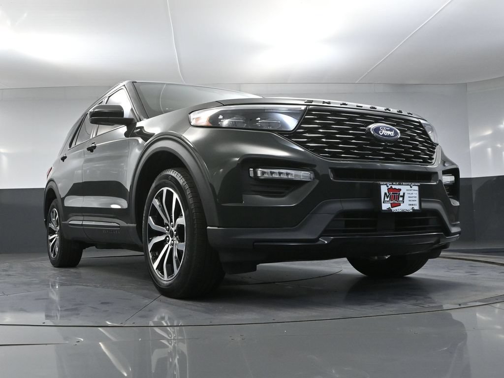 Used 2023 Ford Explorer ST-Line AWD/4WD image 52