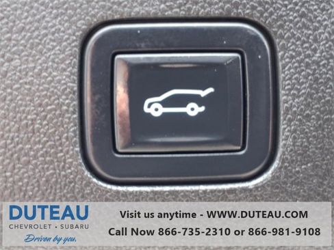 Used 2022 Chevrolet Suburban RST image 7