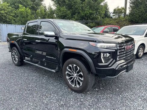 Used 2024 GMC Canyon Denali AWD/4WD image 1