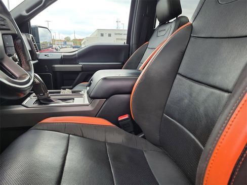 Used 2018 Ford F150 Raptor w/ Equipment Group 802A Luxury image 19