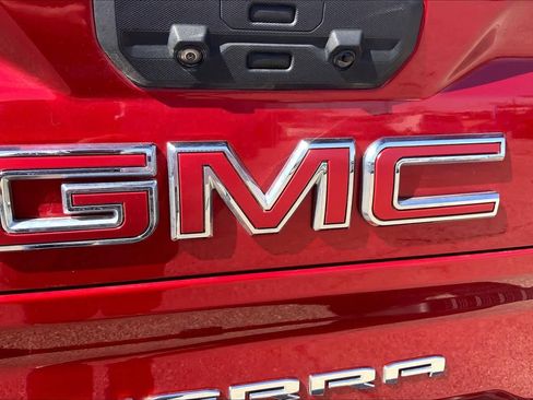 Used 2022 GMC Sierra 2500 AT4 w/ AT4 Premium Plus Package image 31