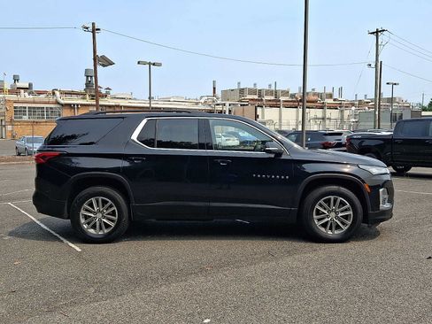 Used 2023 Chevrolet Traverse LT AWD/4WD image 8