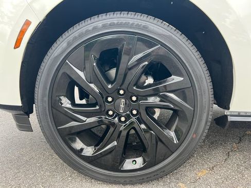 New 2027 Lincoln Navigator L Black Label AWD/4WD image 12