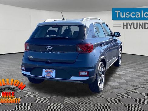 New 2026 Hyundai Venue SEL image 9