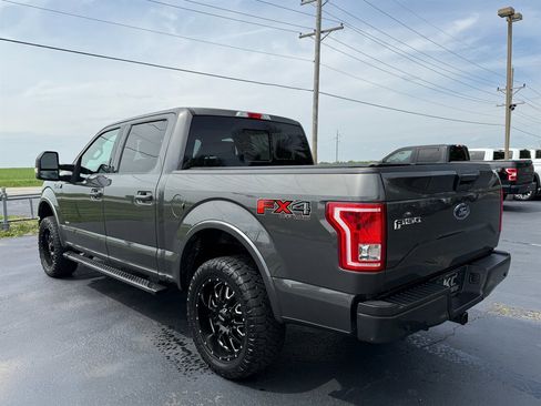 Used 2017 Ford F150 XLT w/ Equipment Group 302A Luxury image 8