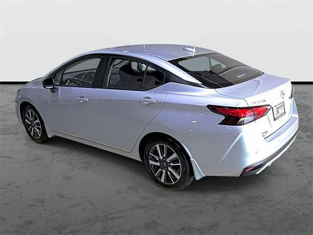 Used 2025 Nissan Versa SV w/ Trunk Package FWD image 2