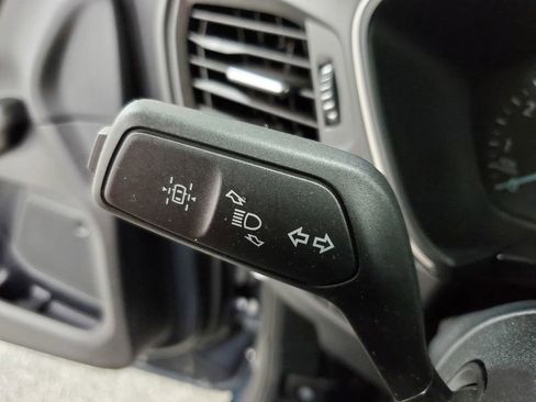 Used 2022 Ford Escape SE w/ Cold Weather Package image 30