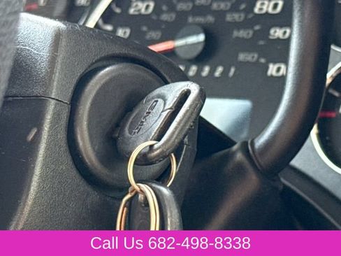 Used 2011 GMC Savana 1500 RWD image 20