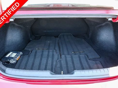 Certified 2022 Hyundai Elantra SEL FWD image 13