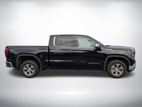 Used 2025 GMC Sierra 1500 SLT RWD image 3