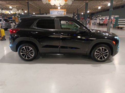 Used 2024 Chevrolet TrailBlazer LT FWD image 10