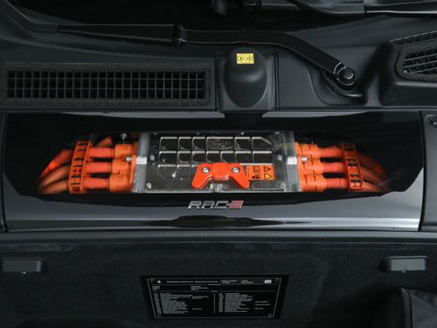 Certified 2025 Ferrari SF90 Spider image 39