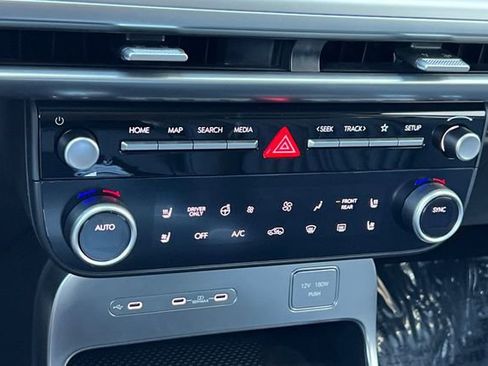 New 2026 Hyundai Ioniq 9 Calligraphy image 22