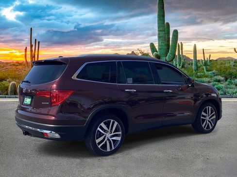 Used 2016 Honda Pilot Touring image 3