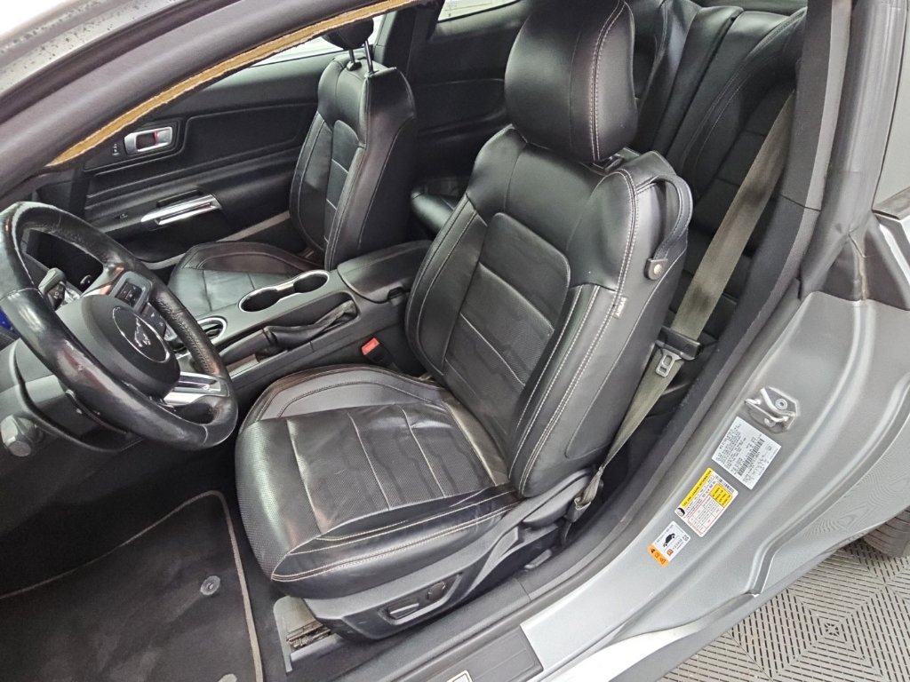 Used 2020 Ford Mustang GT Premium w/ Equipment Group 401A RWD image 26