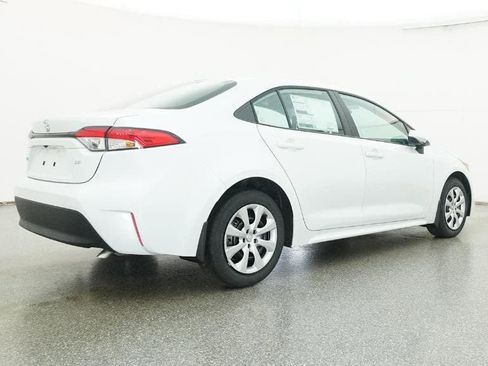 New 2026 Toyota Corolla LE image 25