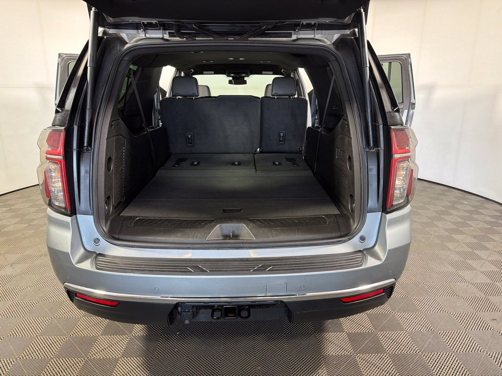 Used 2024 Chevrolet Suburban LT AWD/4WD image 21