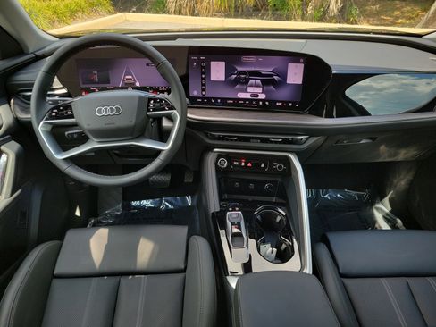 New 2026 Audi Q5 Premium Plus AWD/4WD image 13