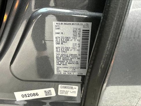 Certified 2025 INFINITI QX60 Luxe image 44