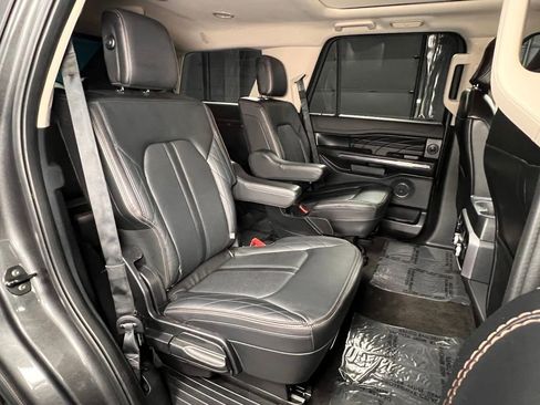 Used 2020 Ford Expedition Platinum image 20