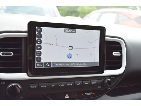 New 2025 Hyundai Venue Limited image 20