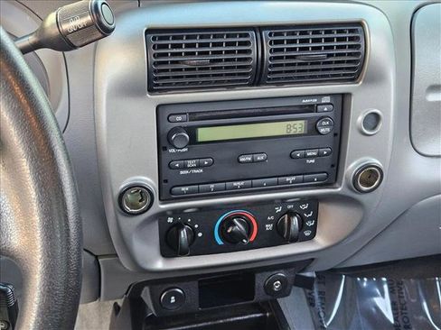 Used 2011 Ford Ranger XLT image 12