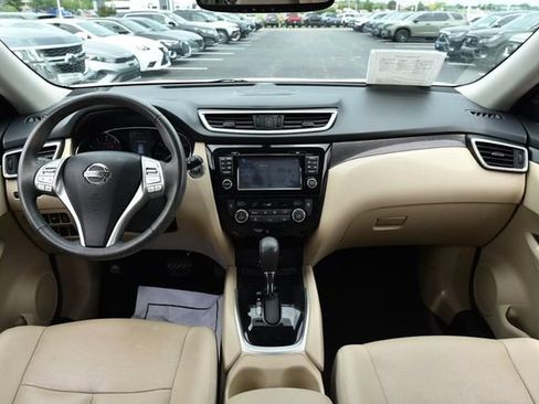 Used 2016 Nissan Rogue SL w/ SL Premium Package FWD image 7