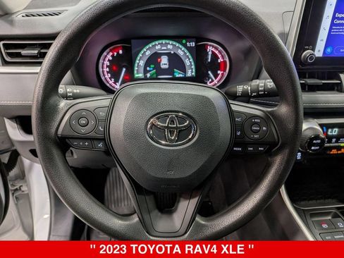 Used 2023 Toyota RAV4 XLE AWD/4WD image 15