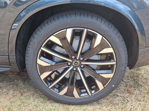 New 2026 Volvo XC90 B6 Ultra w/ Lounge Package image 5