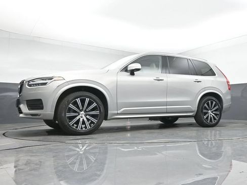 Used 2023 Volvo XC90 B5 Core w/ Climate Package AWD/4WD image 13