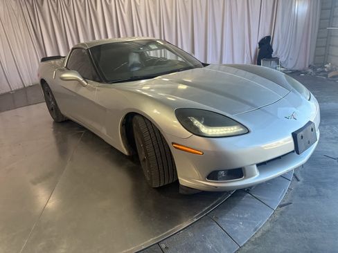Used 2007 Chevrolet Corvette Coupe image 3